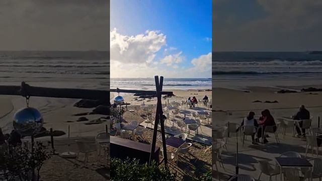 Лучшее место на земле, зима, а у океана тепло, люди отдыхают 🇵🇹🌊👍 #португалия #море смотреть онлайн