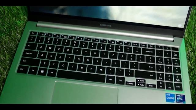 ??India's First Intel ARC Graphics Laptop ? Slimmest!! ? смотреть онлайн