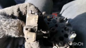 Замена щёток генератора ауди пассат