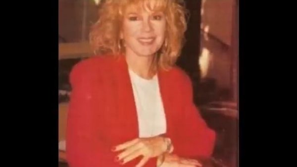 Vikki Carr- I Will Wait For You