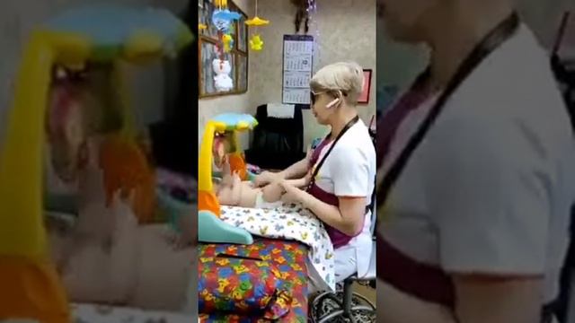 Нужно ли покупать подушку грудному ребенку? смотреть онлайн