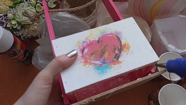 Запениваю коробки  и кашпо для букетов.Самая классная пена. Подготовка коробок под букеты.