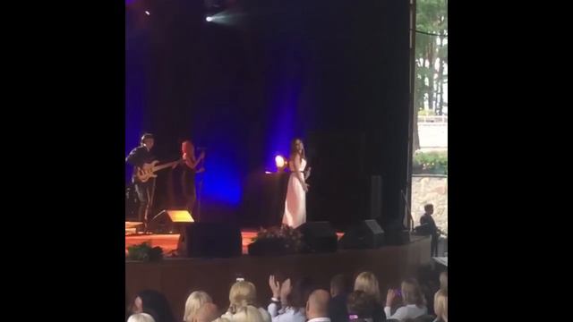 Ани Лорак - Просто скажи (Отрывок песни) Юрмала 10-07-2015