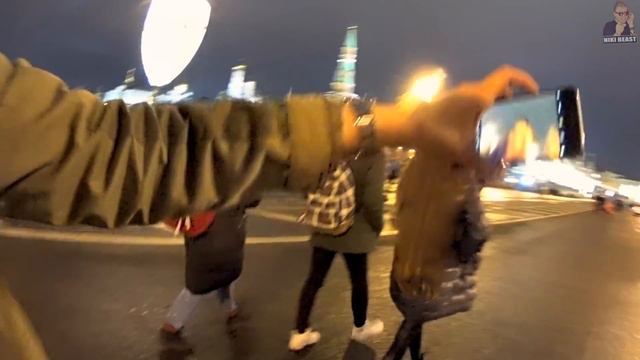 Новогодняя ночь в центре Москвы. Бир понг. смотреть онлайн