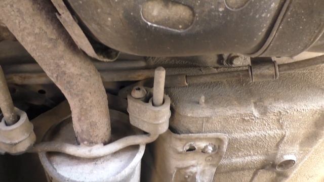 опель астра G, поймал камень и пробил глушитель , серия 23