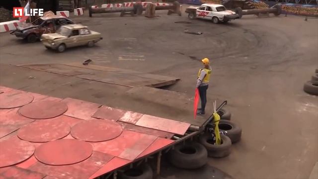 Гонки на выживание! ЗАЕЗД! смотреть онлайн