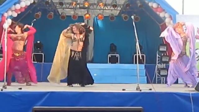 Восточный танец с платками. Трио смотреть онлайн