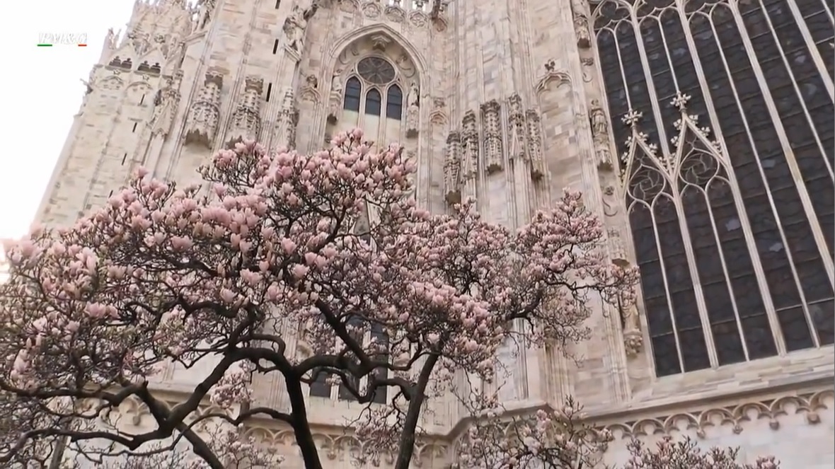 Duomo di Milano The Cathedral of Milan. Красота, которая была везде... смотреть онлайн