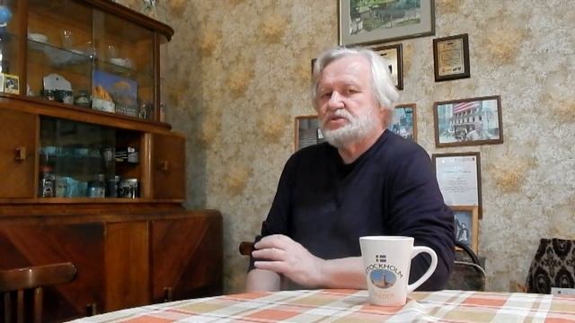 162 . Время present continuous. Третье значение - добавление слова "всегда" смотреть онлайн