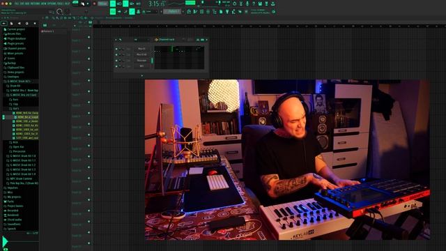Пишем West Coast БИТ на синтезаторе MiniMoog | Fl Studio 21