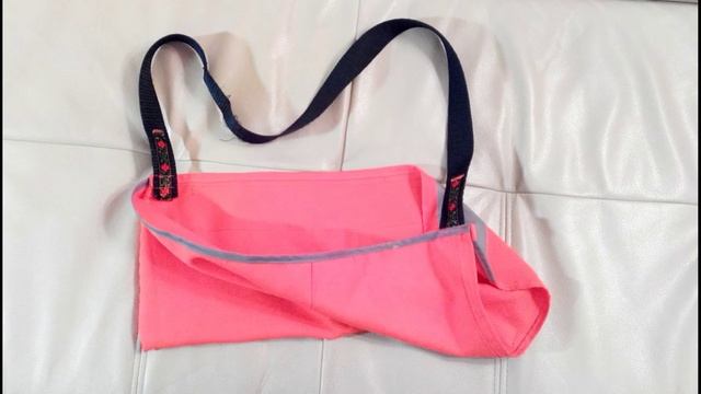 Необычный бандаж при переломе руки.Необычный бандаж при переломе руки. смотреть онлайн