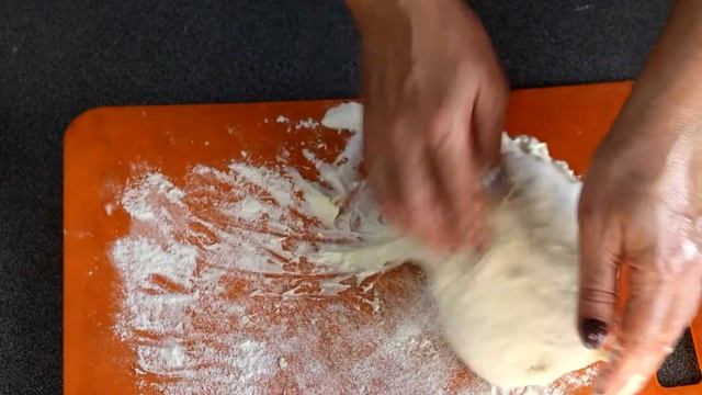 Пышки на кефире в духовке. Быстро и вкусно! смотреть онлайн