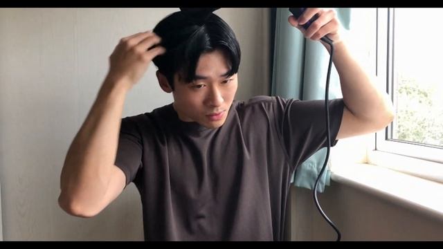 KOREAN MENS HAIRSTYLE TUTORIAL: 2 BLOCK / PARTING смотреть онлайн
