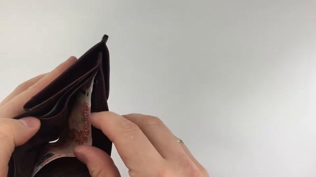 Кожаный маленький кошелек на кнопке коричневый Petek 21264 смотреть онлайн