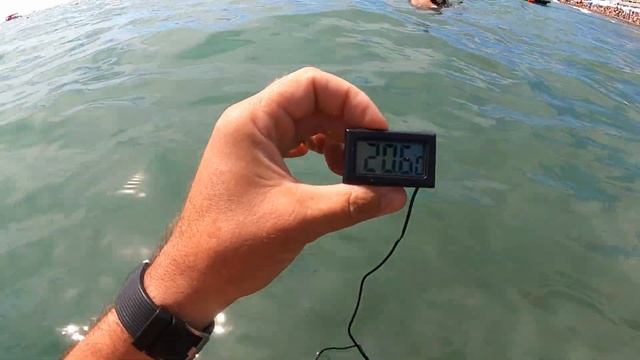 Ура! Вода радует! 09.06.2021. Замер температуры морской воды!?ЛАЗАРЕВСКОЕ СЕГОДНЯ?СОЧИ. смотреть онлайн