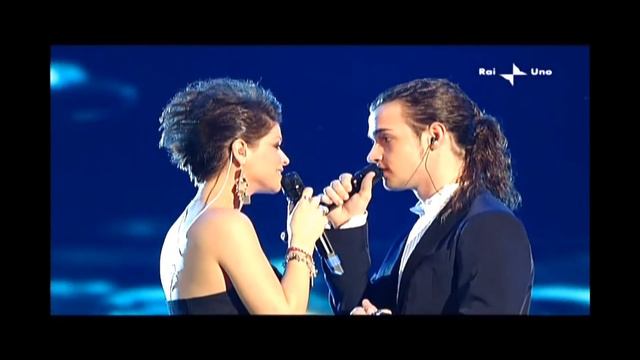 Alessandra - Chasing Pavements. смотреть онлайн