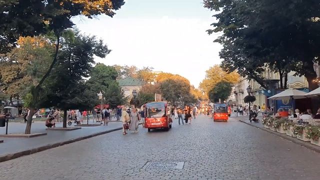 Одесса 5 минут назад. ЦЕНТР ГОРОДА! ДЕРИБАСОВСКАЯ! ЧТО ПРОИСХОДИТ!