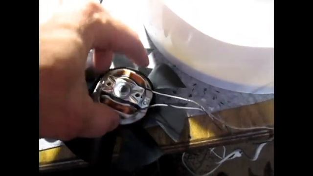 Ремонт электросушилки фруктов Zelmer. Грохот вентилятора . смотреть онлайн