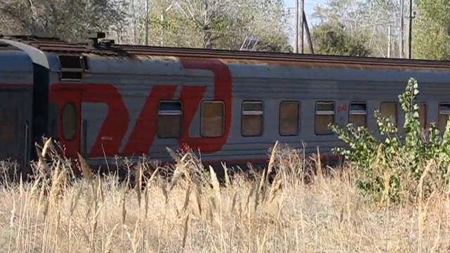 ТЭП70 - 0273 с пассажирским поездом. смотреть онлайн