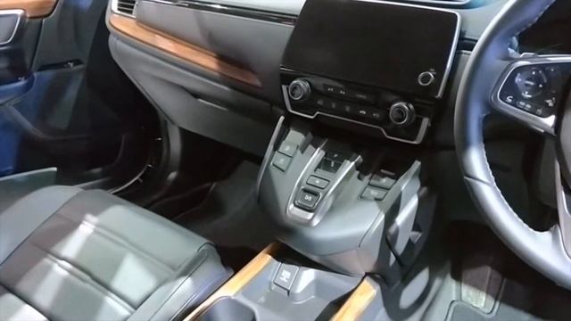 7-Seater Honda CR-V diesel for India at Auto Expo 2018 смотреть онлайн