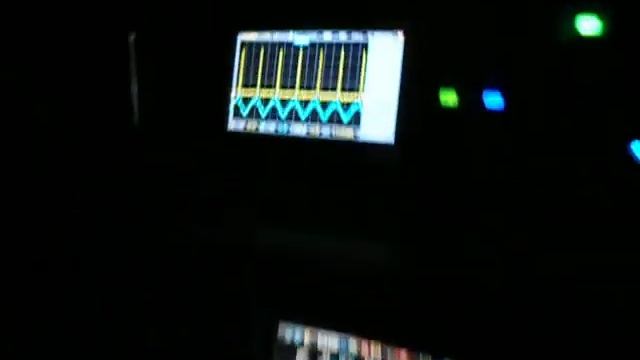 Четверть волновой резонатор и стоячая волна визуально смотреть онлайн