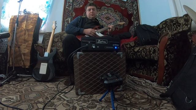 Kustom HT5. Fender 12" 16 Ом + кабинет с ореха. Godin freeway classic. Seymour duncan SSL-4. смотреть онлайн