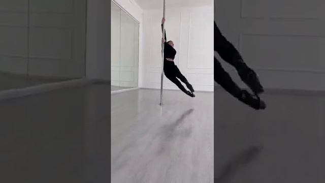 Exotic_pole_dance_Flow___Экзотик_танец_на_пилоне смотреть онлайн