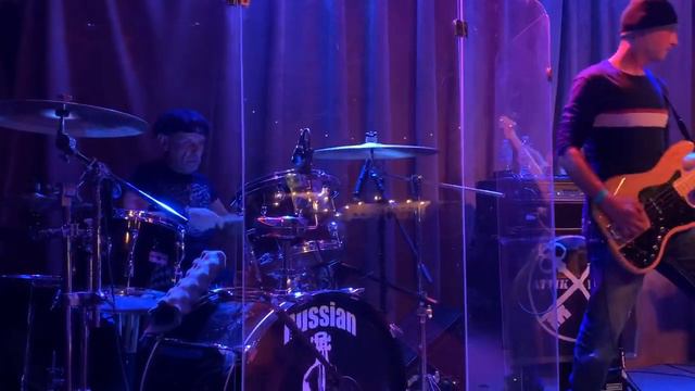 Так устроен мир (фрагмент песни). Brick and Mortar Club. September 28th, 2019 смотреть онлайн