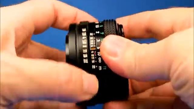 Canon AE 1 35mm Film SLR Camera Body with 50mm 1 8 lens смотреть онлайн