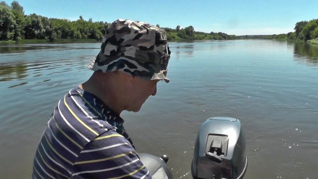 Спуск на воду лодки Ривьера 3200 с мотором Таrpon 9.9. Обкатка. смотреть онлайн