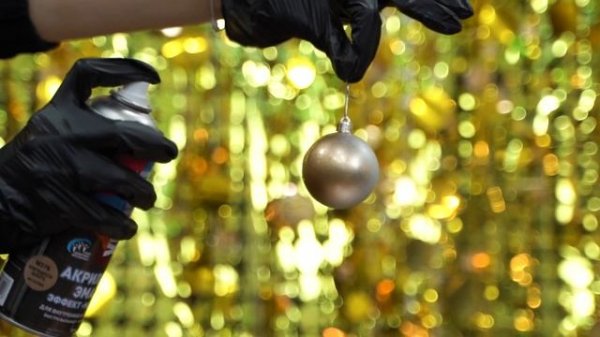 Зимний декор интерьера. Эмали с эффектом металлик DECORIX