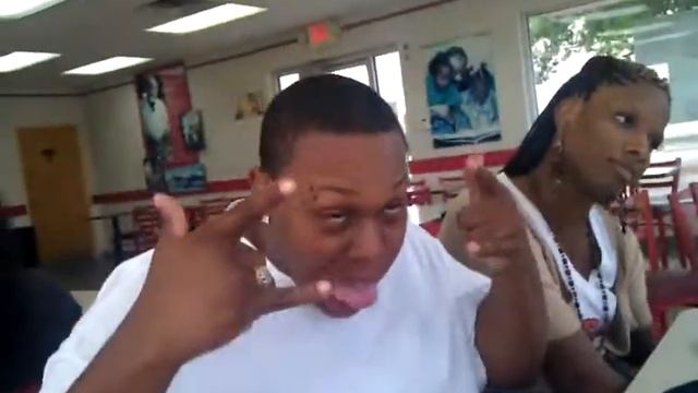 N KFC trpnqq thtz jst wht we do! смотреть онлайн