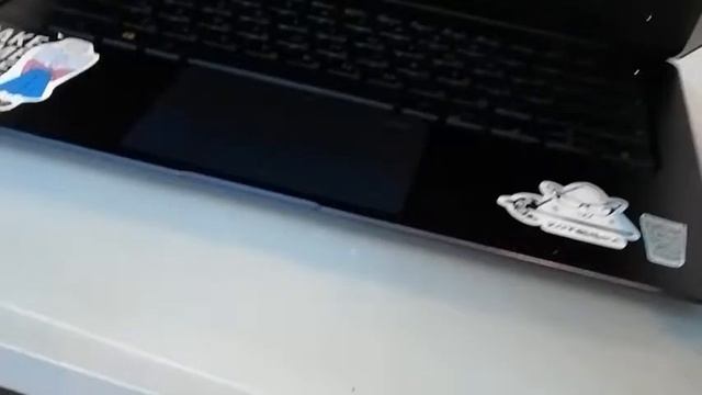 Пропадает изображение на экране ноутбука Asus Zenbook 3 UX490 UX3490 смотреть онлайн