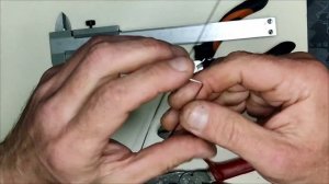 Спининговая застёжка(карабин)для блёсен своими руками .