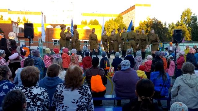 Эх, путь дорожка фронтовая. Звездная страна. Рыжий фестиваль на Крымской аллее. Ижевск 2018 смотреть онлайн