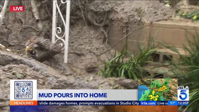 Damage widespread as storm hammers SoCal: KTLA 5 Noon Team Coverage смотреть онлайн