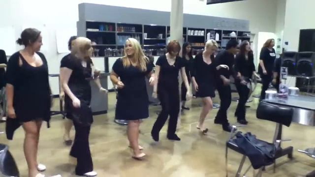 Paul Mitchel dance party смотреть онлайн