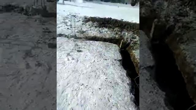 Вот так надо копать фундамент зимой смотреть онлайн