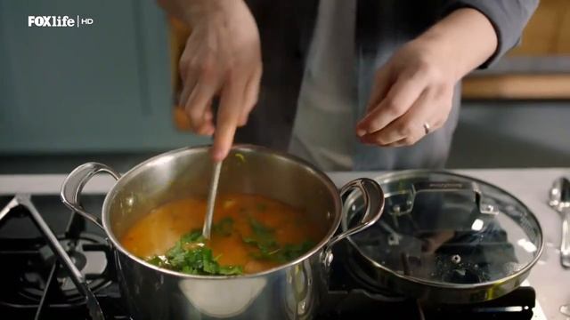 Готовим быстро и легко с Джейми Оливером. 8 серия.mp4 смотреть онлайн