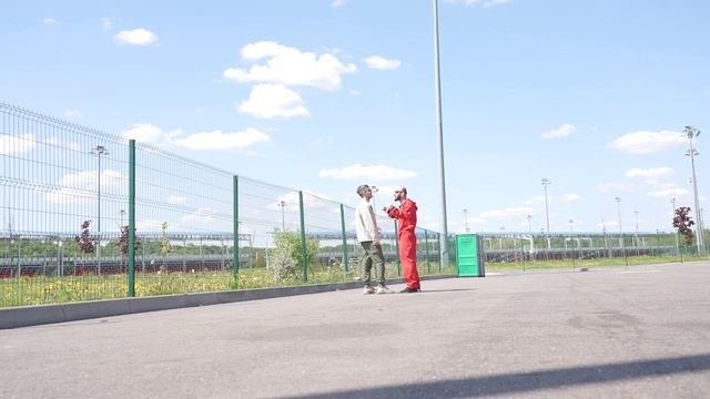 Омар недоволен| Омар в Большом городе #shorts смотреть онлайн