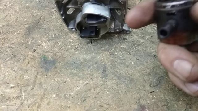 Триммер Хитачи. Почему залегло кольцо? смотреть онлайн