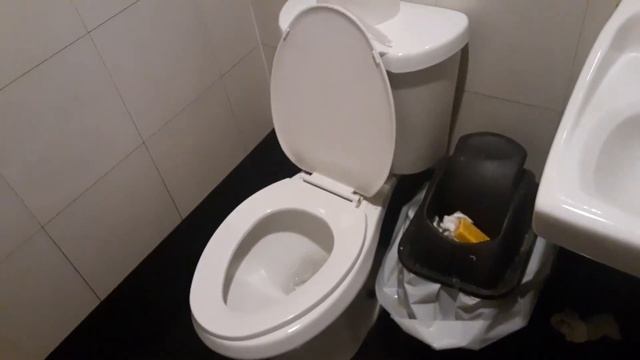 Cafe Hestia toilet смотреть онлайн