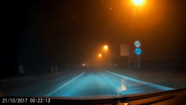 Реальный тест автомобильных светодиодных ламп OSLAMP в тумане. смотреть онлайн