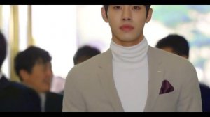 Странный отец????