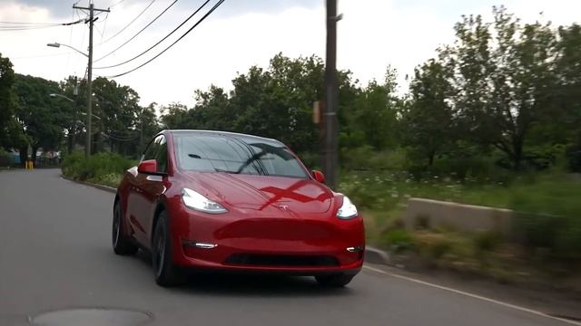 Tesla Model Y vs Tesla Model 3 смотреть онлайн