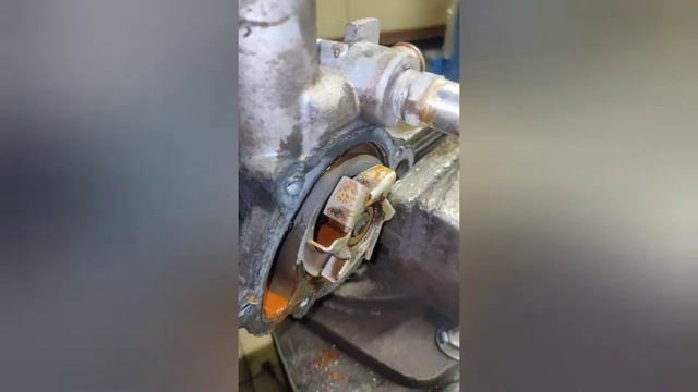 Подготовка к экспедиции. Замена помпы на УАЗ Патриот смотреть онлайн