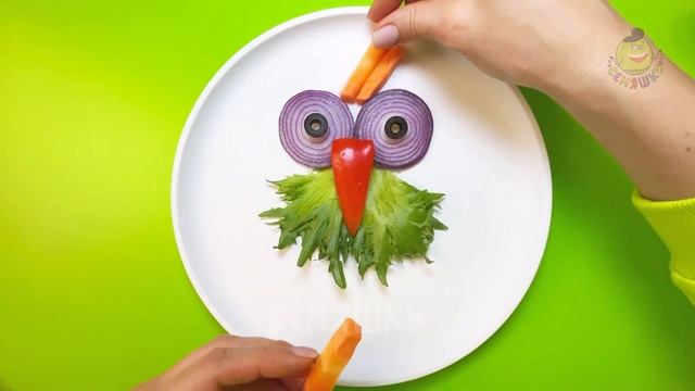 Завтрак для ребенка в виде Совы из овощей смотреть онлайн