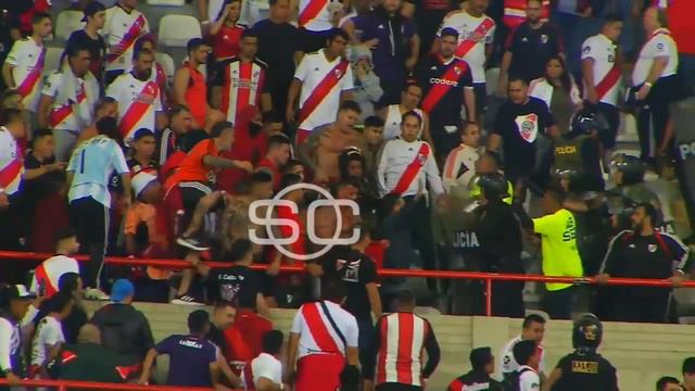 LOS BORRACHOS DEL TABLON VS POLICIA DE LIMA PERU 2023 смотреть онлайн