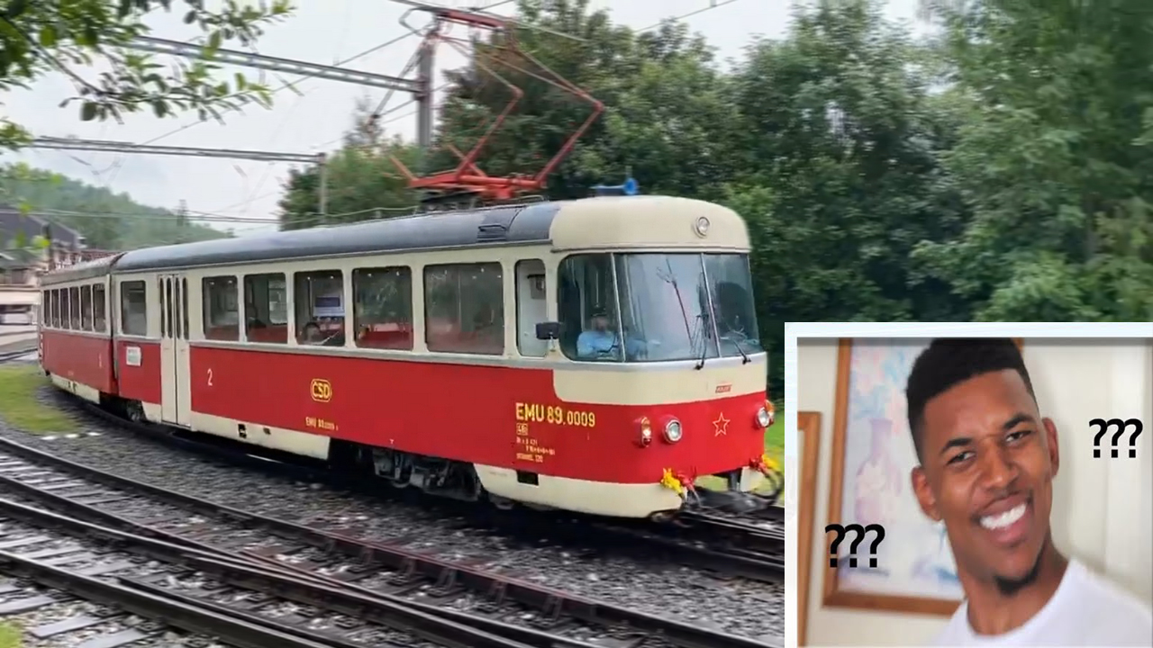Офигеть! Первый раз такой трамвай увидел!
