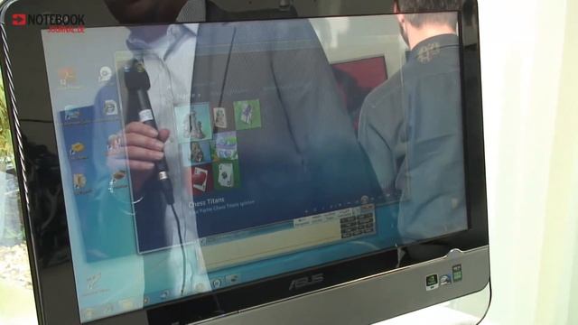 Asus EeeTop ET2002T with Nvidia Ion in action смотреть онлайн